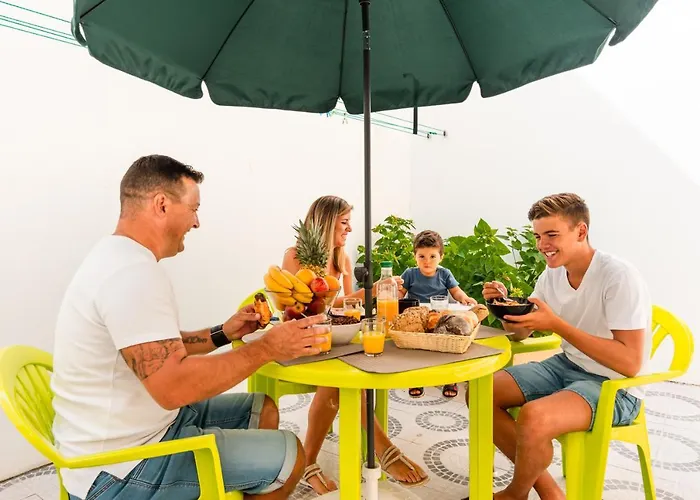 Holiday home Casa Alegria By Cosycasa *